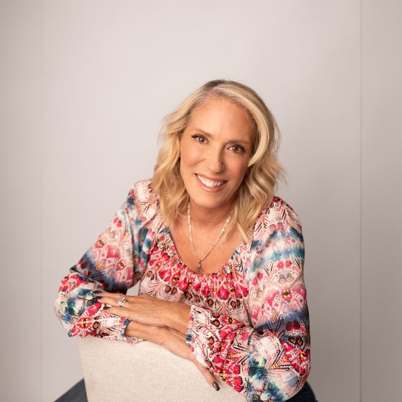 Image of a beautifully painted room showcasing the exceptional work of a trusted painting contractor in Naples, Florida.